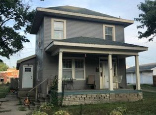 118 N Carrollton St, White Hall, IL 62092