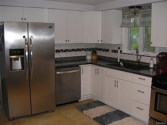 5th image of 122 Marrano Dr