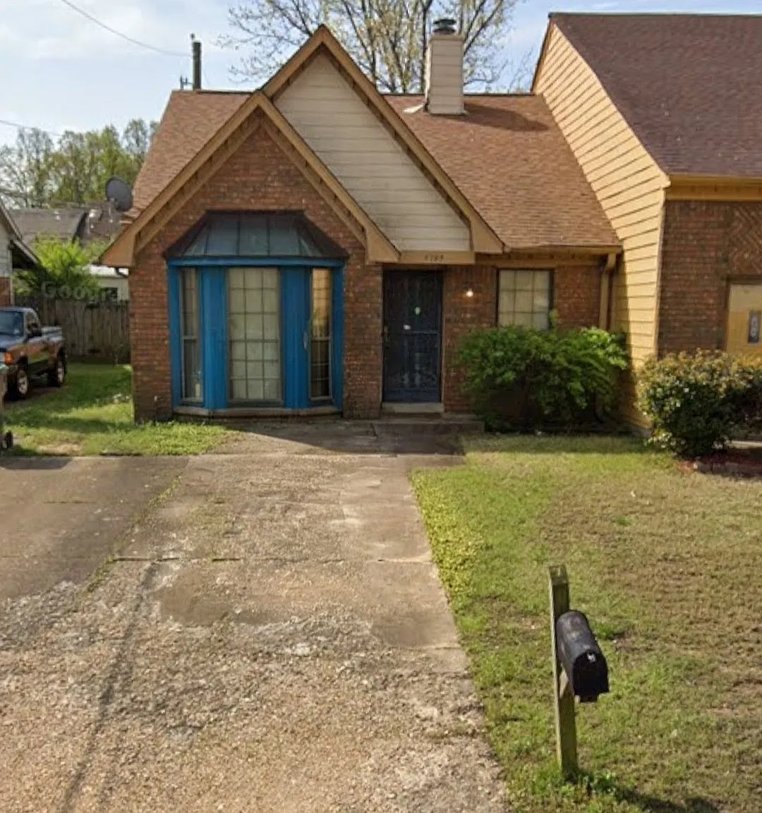 2 bed, 1063 sqft, $805 — Photo 1
