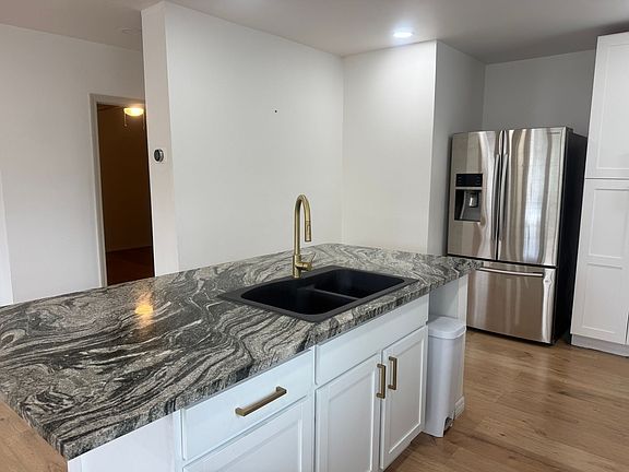 3rd image of 2021 3rd Ave E