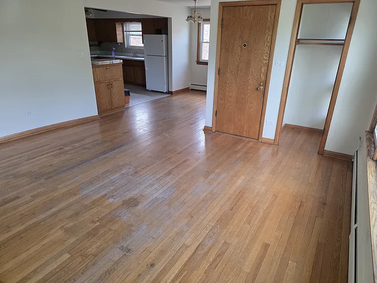 5333 S Narragansett Ave — Photo 3