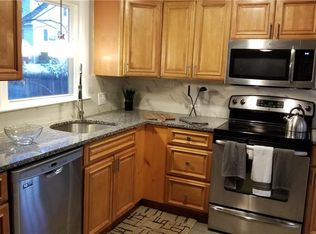 21 Carlson St, Coventry, RI 02816