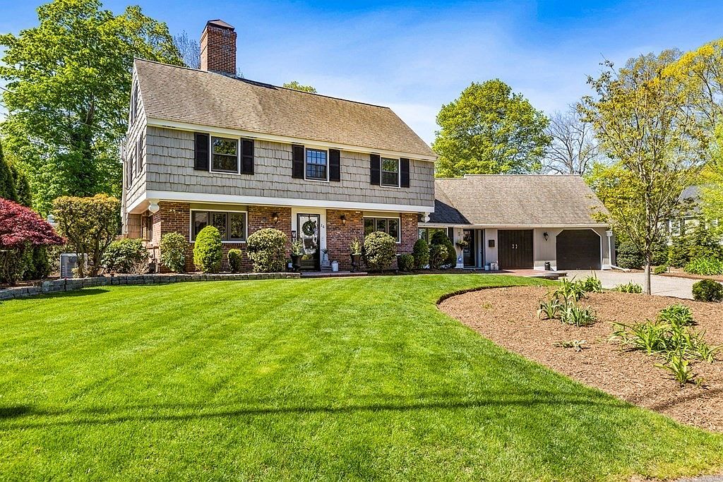 26 Meeting House Ln, Weymouth, MA 02189 Zillow