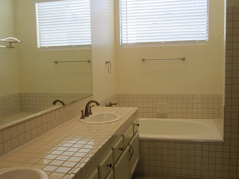 4355 Nobel Dr #72 — Photo 20