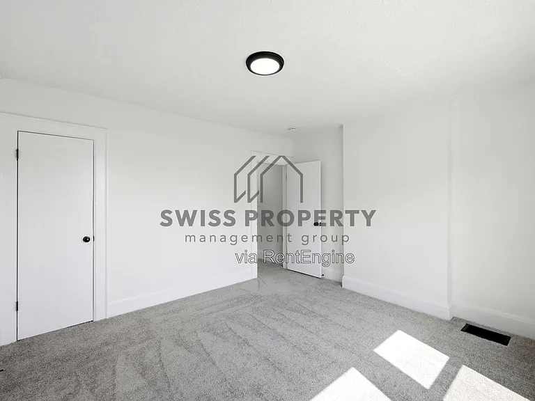 977 Miller Ave #975 — Photo 18