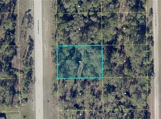 129 Columbus Blvd, Lehigh Acres, FL 33936