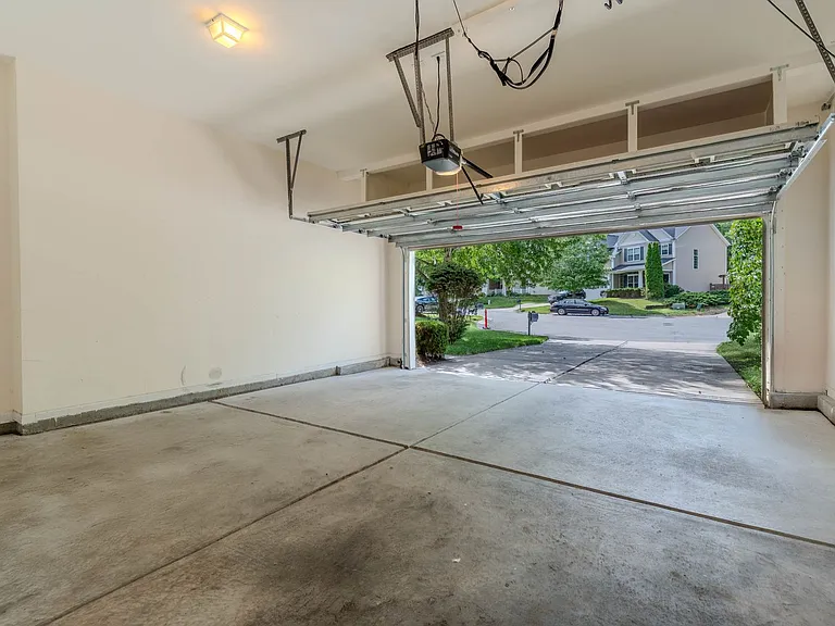 2403 Teermark Ln — Photo 23