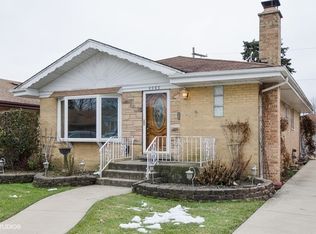 5555 W Rosedale Ave, Chicago, IL 60646