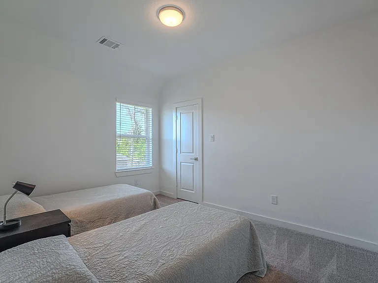 662 Lost Maples Bend Ln — Photo 28
