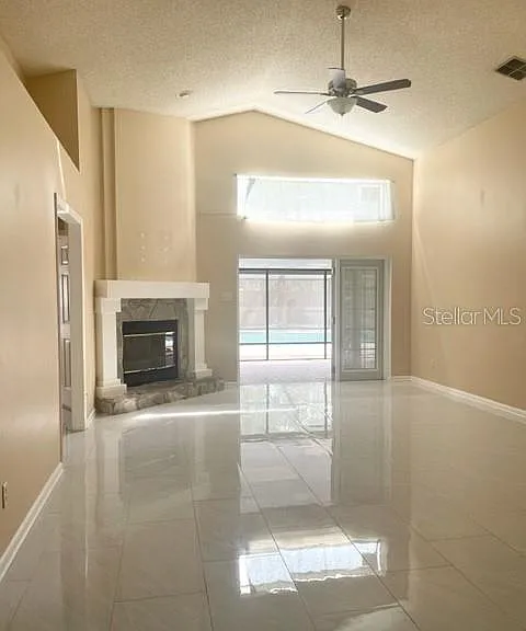 1520 Attleboro Ln — Photo 20