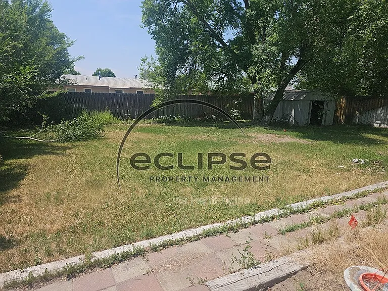 717 Lee Dr — Photo 25