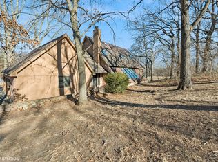 2800 Kingston Dr, Island Lake, IL 60042