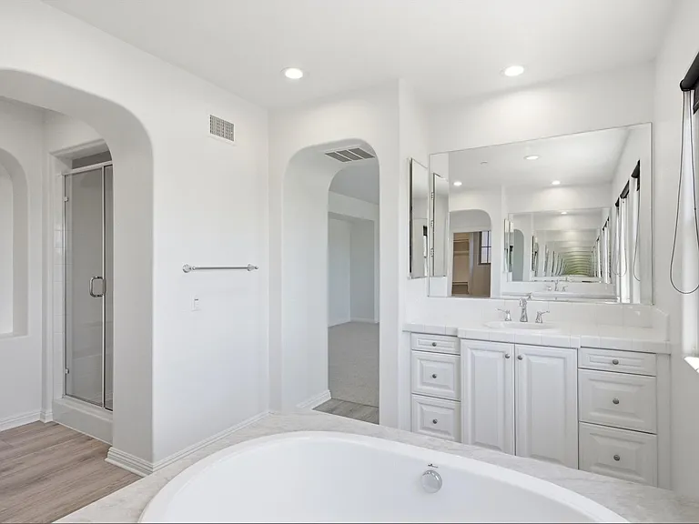 40 Paseo Lerida — Photo 35