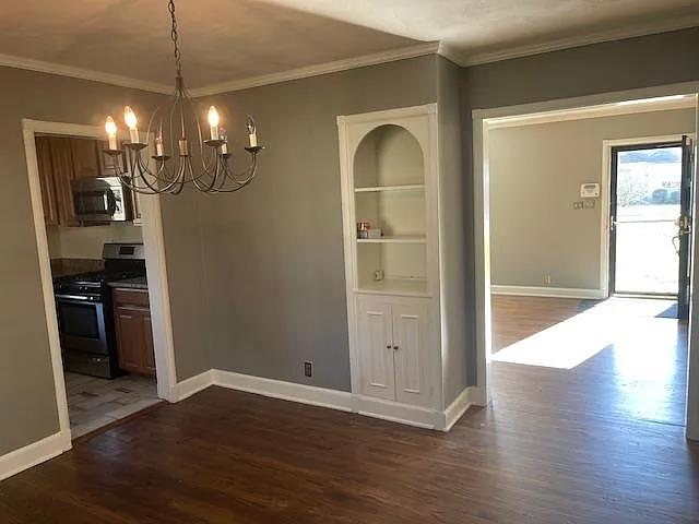 3634 Cowden Ave — Photo 8