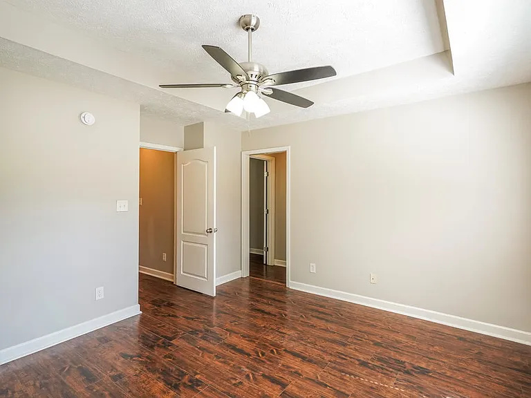 1632 Beaconcrest Cir — Photo 10