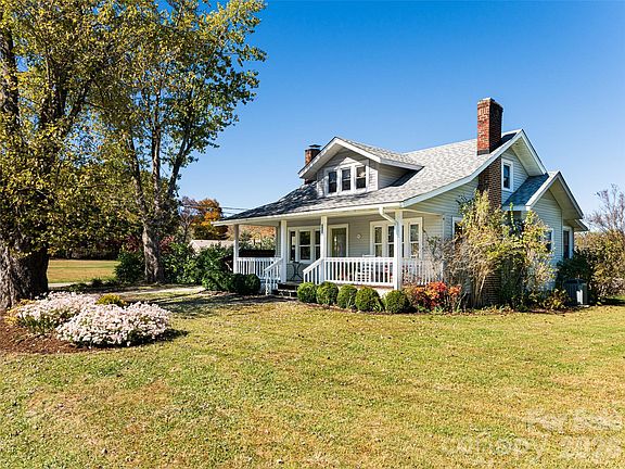 2nd image of 352 Justice Ridge Rd