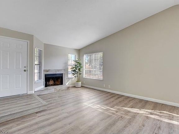 Entrance, living room space