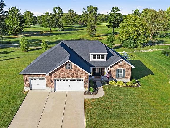 5th image of 3717 Golfview Cir