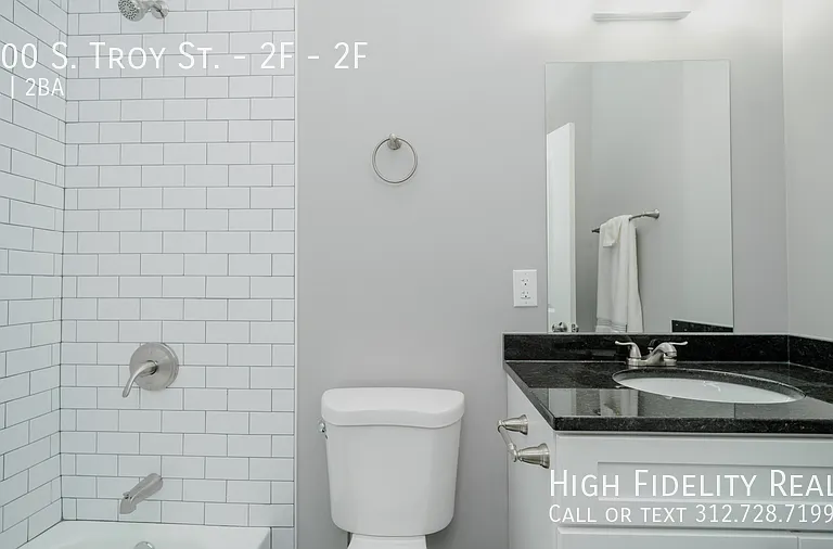 2400 S Troy St #2F — Photo 9