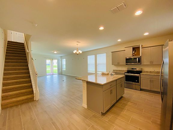 4th image of 15905 Moonlight Bay St