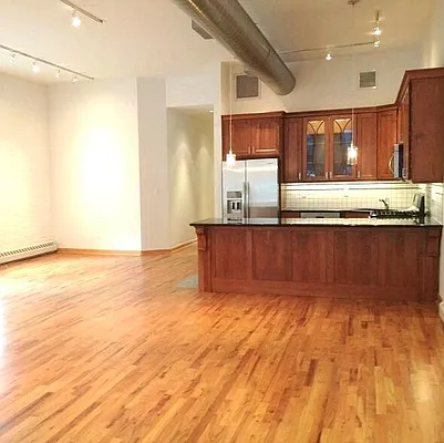 Rented by Level Group | media 11