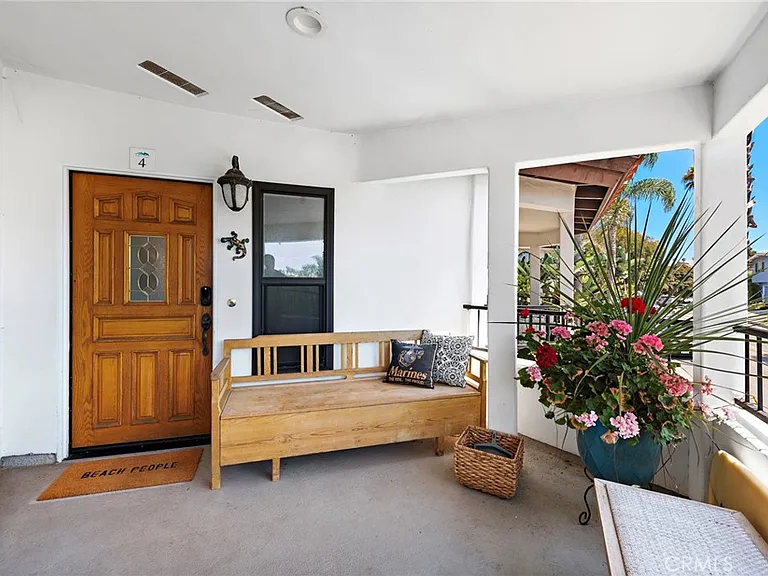210 Avenida Montalvo — Photo 5