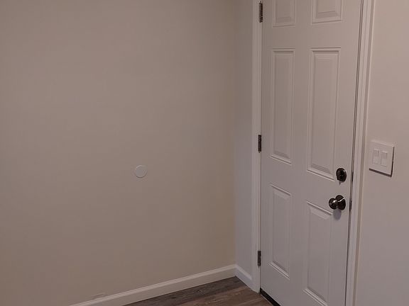 3rd image of 3925 Ellison St #1