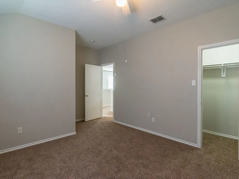 8512 Prairie Wind Trl — Photo 25
