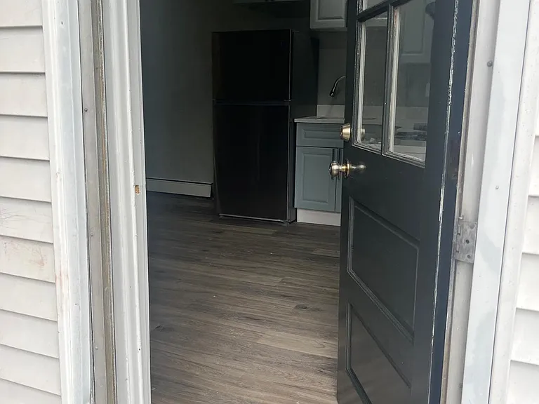 57 Waller St #1 — Photo 8