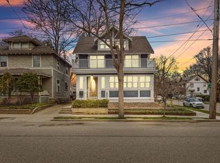 22 Grand Ave NE, Grand Rapids, MI