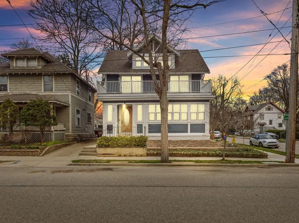 22 Grand Ave NE, Grand Rapids, MI 49503