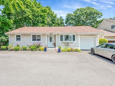 1050 Park Avenue, Huntington, NY, 11743