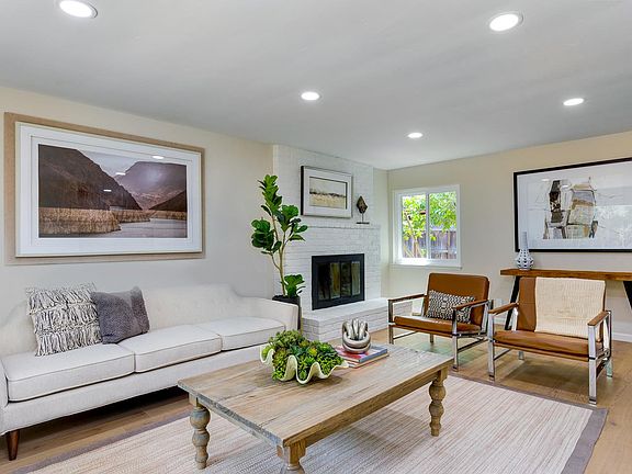 3rd image of 271 El Sereno Dr
