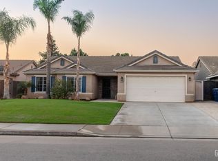 12709 Spoleto Ave, Bakersfield, CA 93312