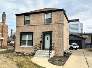 2417 S 10th Ave, Broadview, IL 60155