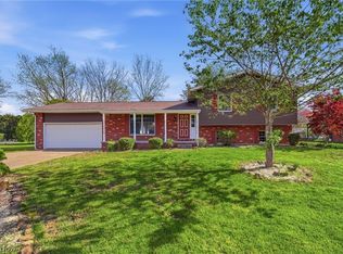 125 Springbrook Dr SE, New Philadelphia, OH 44663