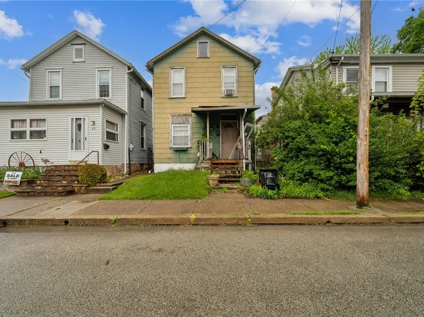 24 Miller St, Latrobe, PA 15650