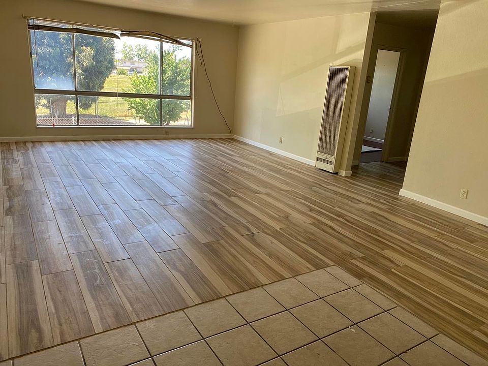 2nd image of 26981 Tyrrell Ave #7