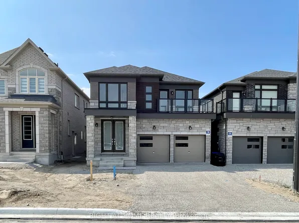 12 Sweet Cicely St, Springwater, ON L9X 2E2