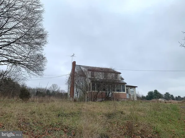 6 Marienstein Rd, Ottsville, PA 18942