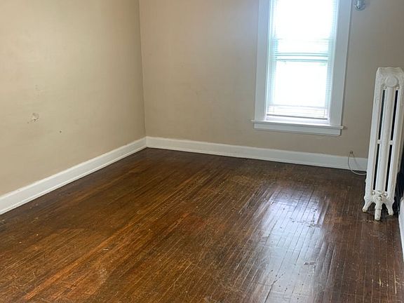 3rd image of 1302 Harvard Blvd