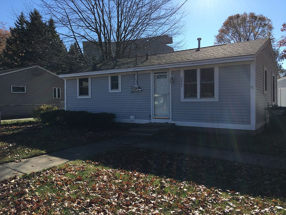 1st image of 2083 Plainfield Ave