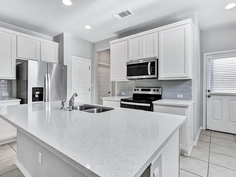 216 Syrah Ct — Photo 9