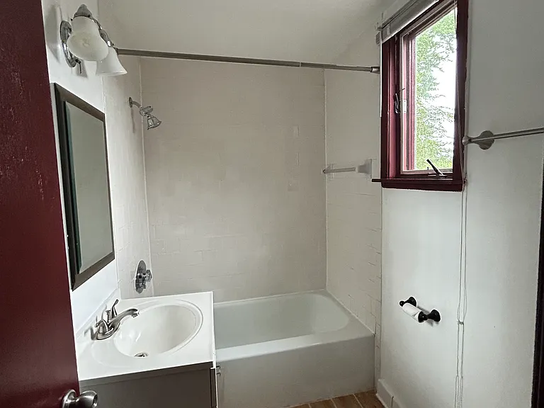 3rd floor - bathroom