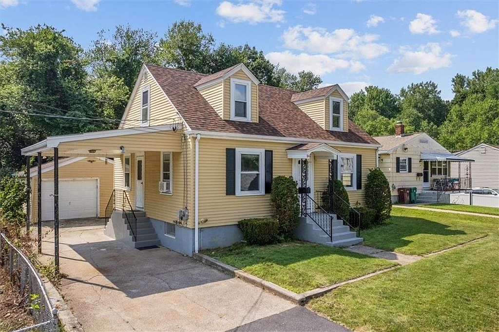 200 Papineau Ave, Woonsocket, RI 02895 Zillow