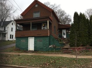 522 W Bluff St, Marquette, MI 49855