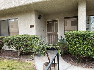 2638 Aracatuba Ave, Las Vegas, NV 89121
