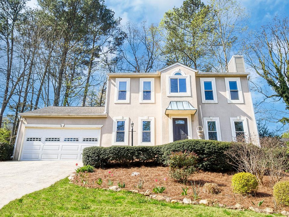 1st image of 1811 Crescent Hill Dr NW