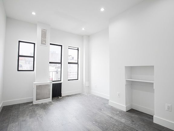 4th image of 1365 Dekalb Ave APT 3R