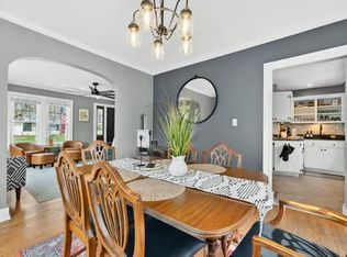 613 E Washington St, Oconomowoc, WI 53066